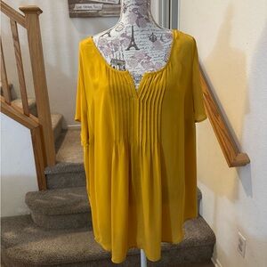 Torrid Yellow Pleated Short Sleeve Blouse
